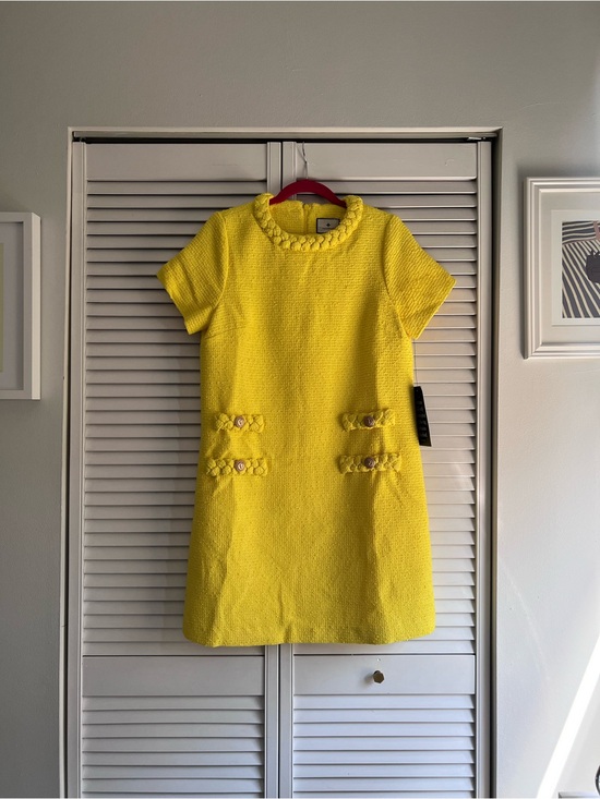 Tuckernuck Dresses & Skirts - Tuckernuck Bright Yellow Textured Short Sleeve Jackie Shift Dress